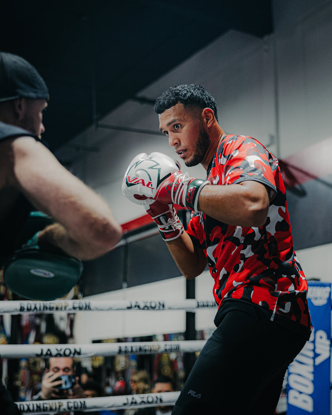 fight camp Benavidez – Rival Boxing Gear USA