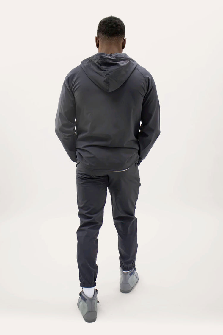 R-2025-track-grey04_750x.webp.